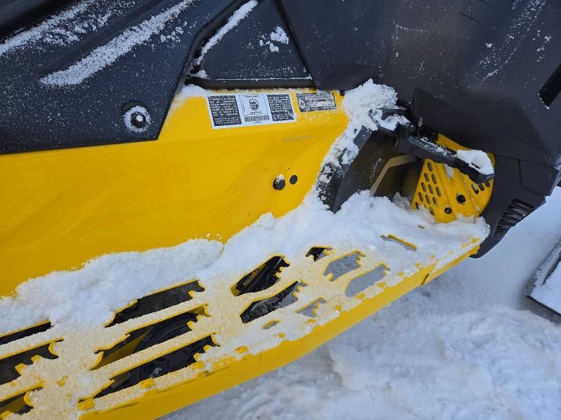 2024 Skidoo 2024 Skidoo Renegade