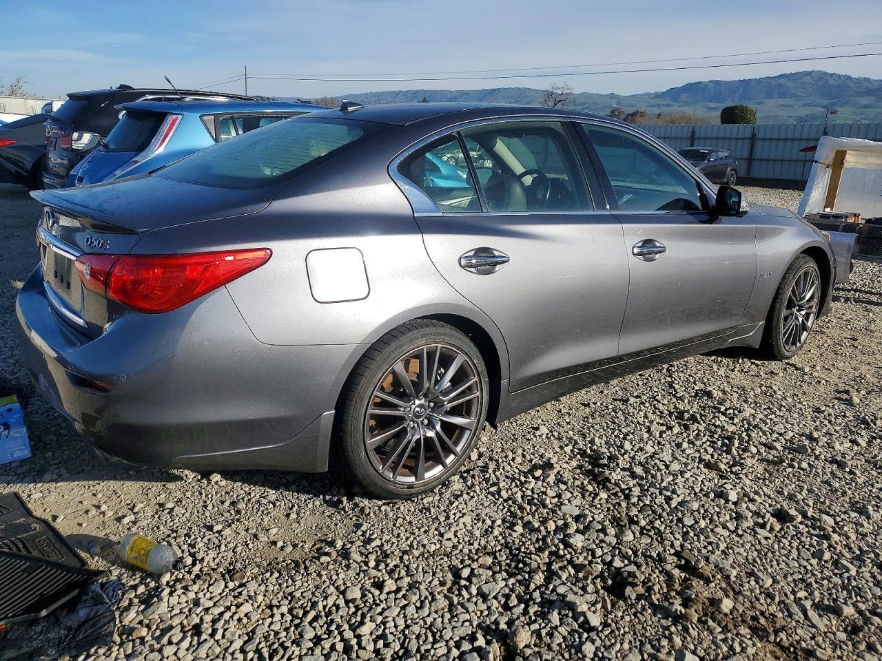 2016 Infiniti Q50 red Sport 400