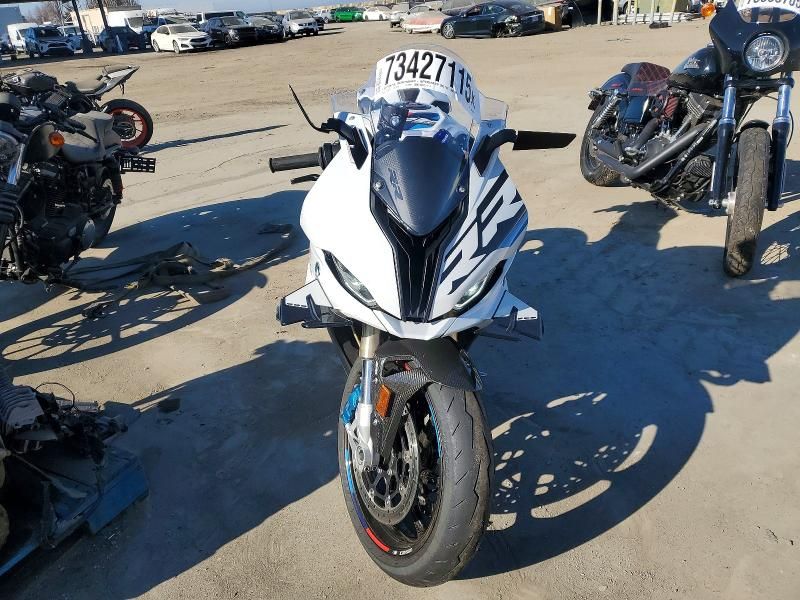 2024 BMW S 1000 RR