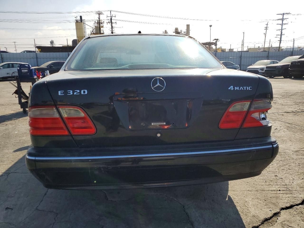 2000 Mercedes-Benz E 320 4matic