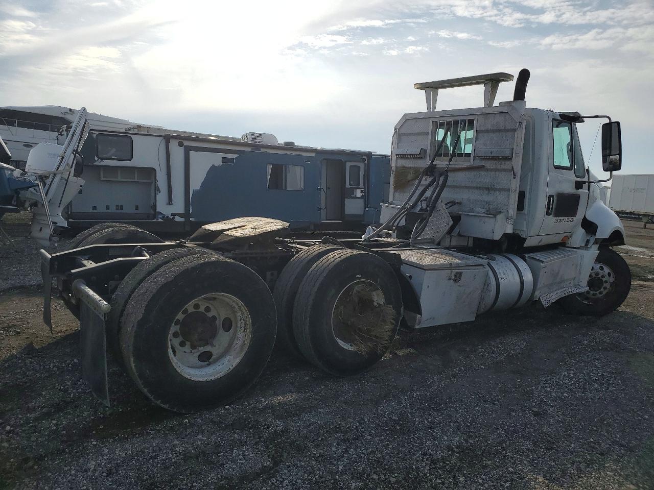 2017 International Prostar Semi Truck
