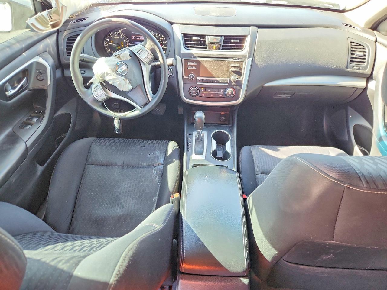 2017 Niss Altima 2.5 s