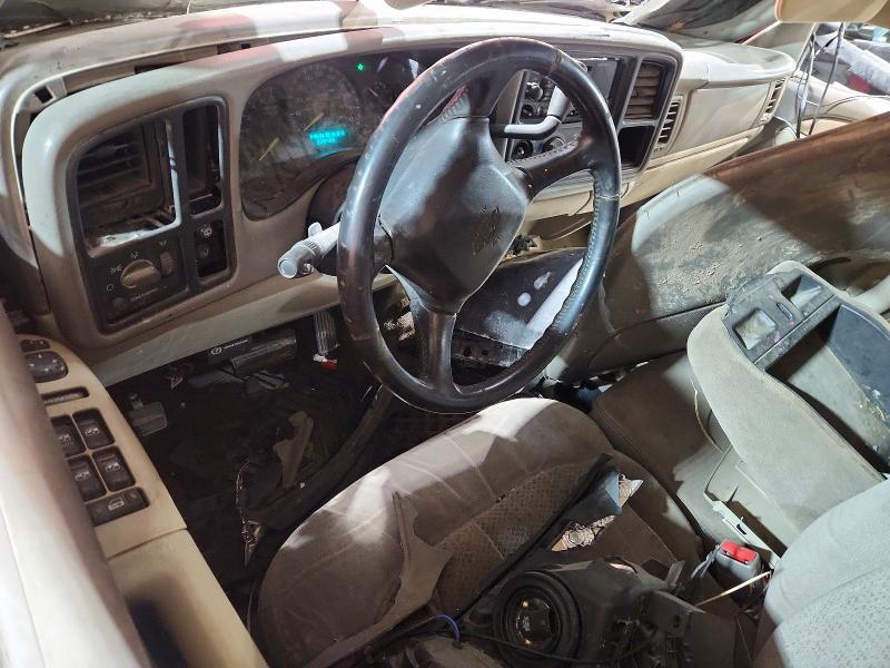 2002 Chevrolet Tahoe C1500