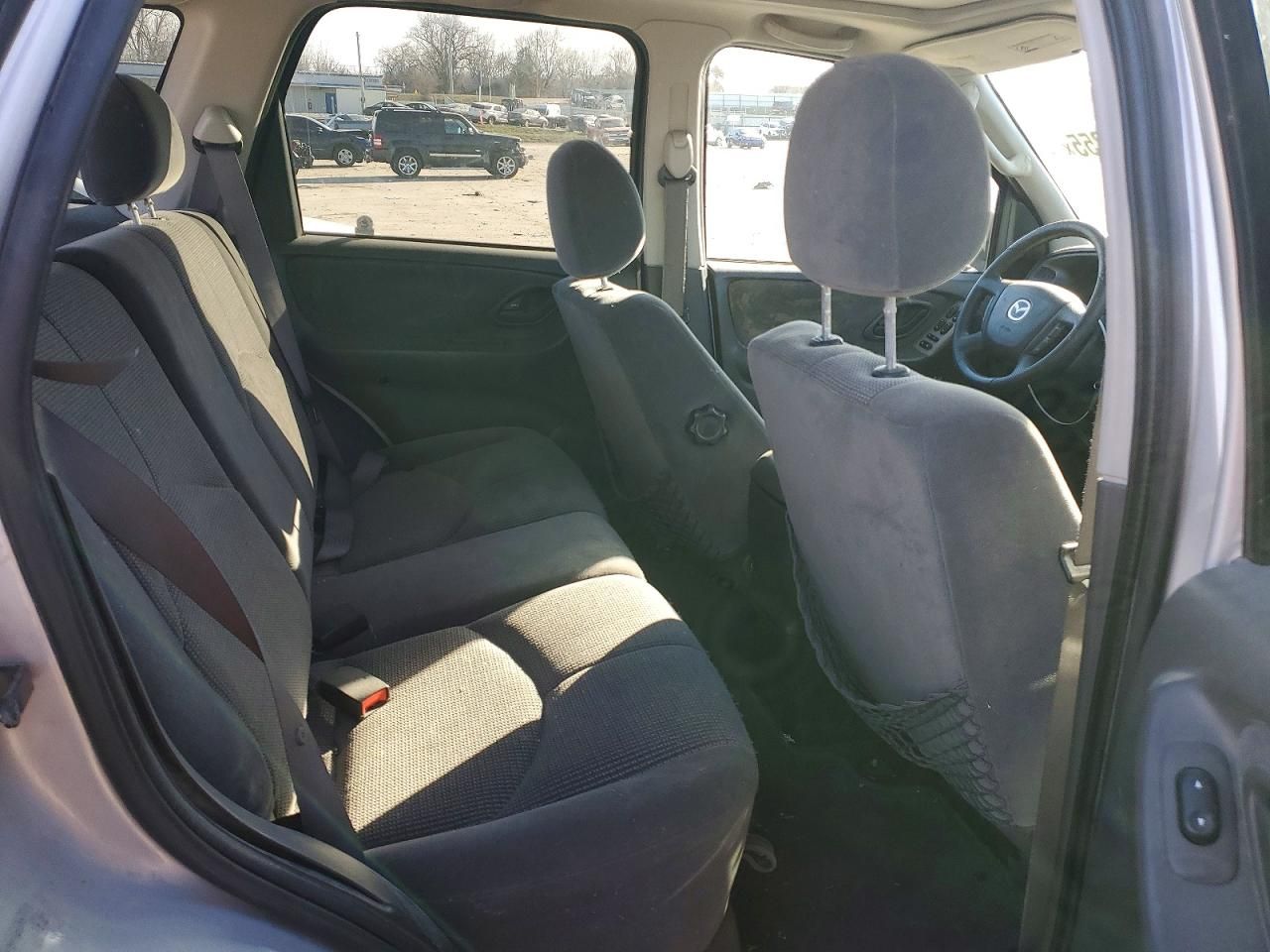 2004 Mazda Tribute lx