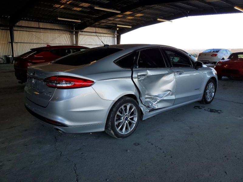 2017 Ford Fusion se Hybrid