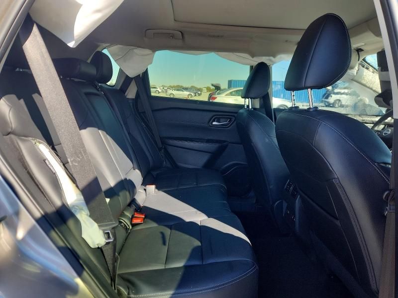 2025 Nissan Rogue sl