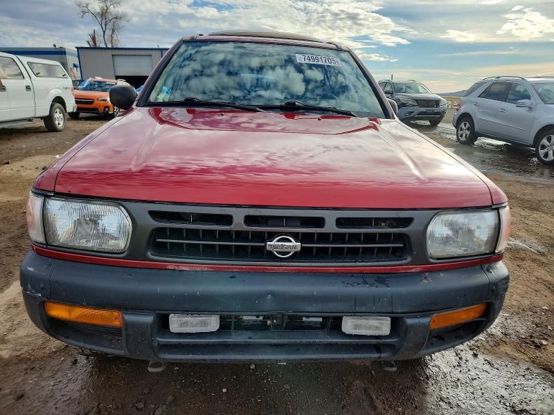 1998 Nissan Pathfinder le