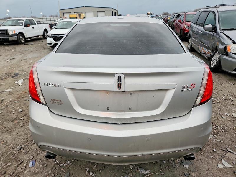 2010 Lincoln MKS