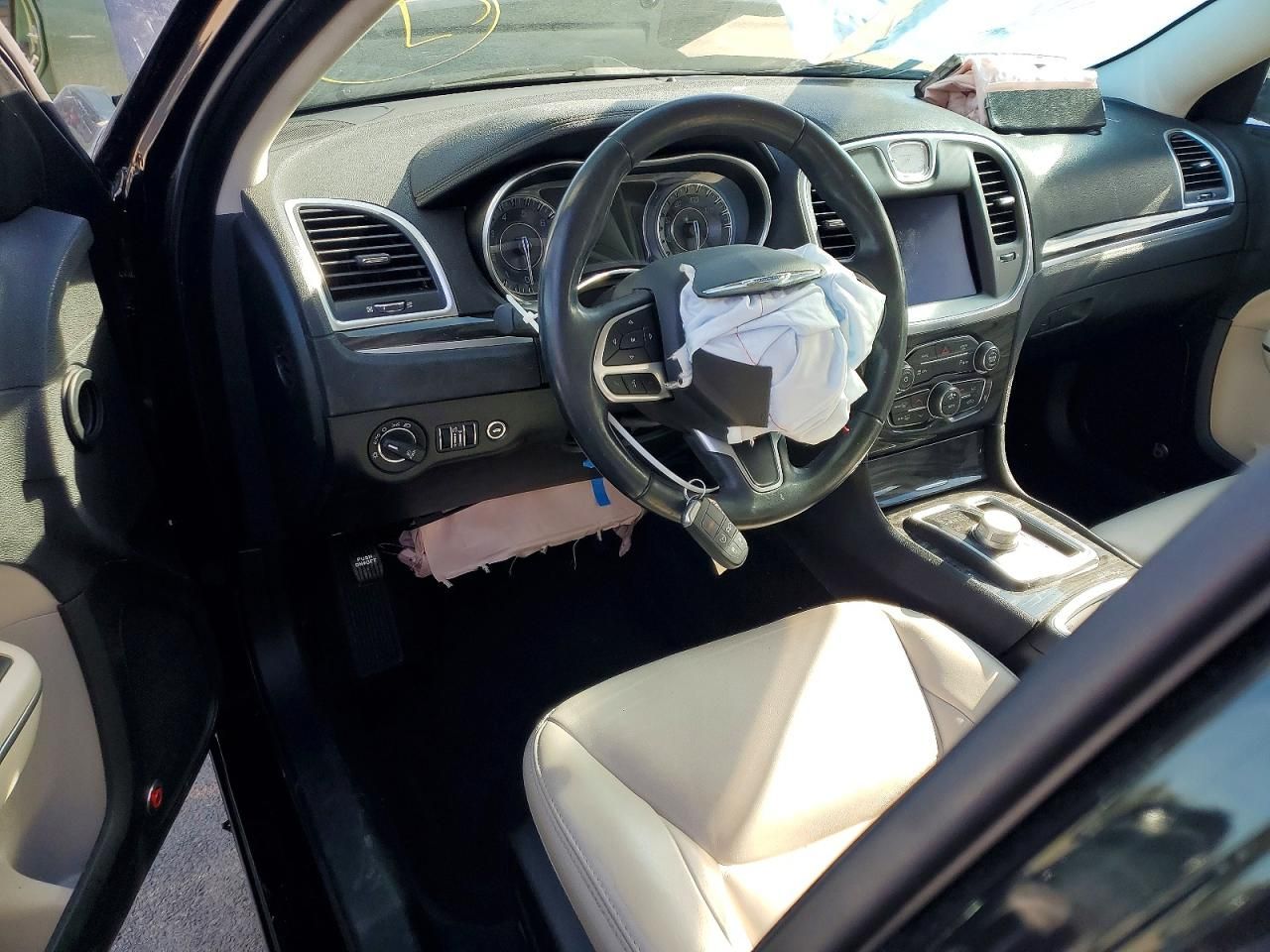 2018 Chrysler 300 Touring