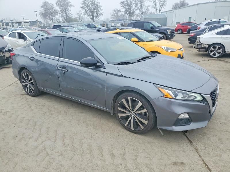 2019 Nissan Altima sr