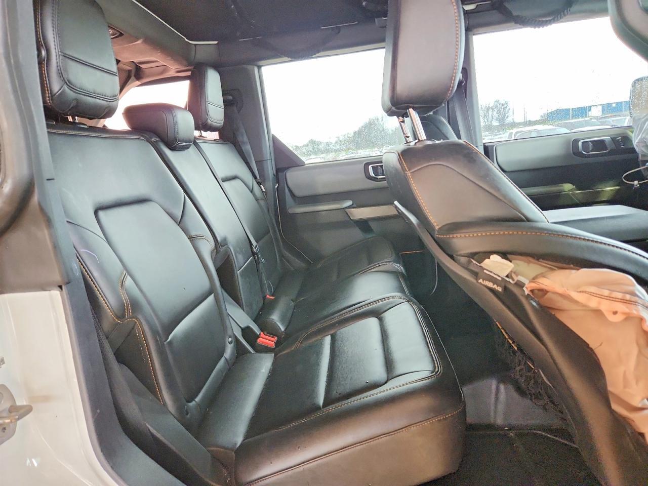2021 Ford Bronco Base