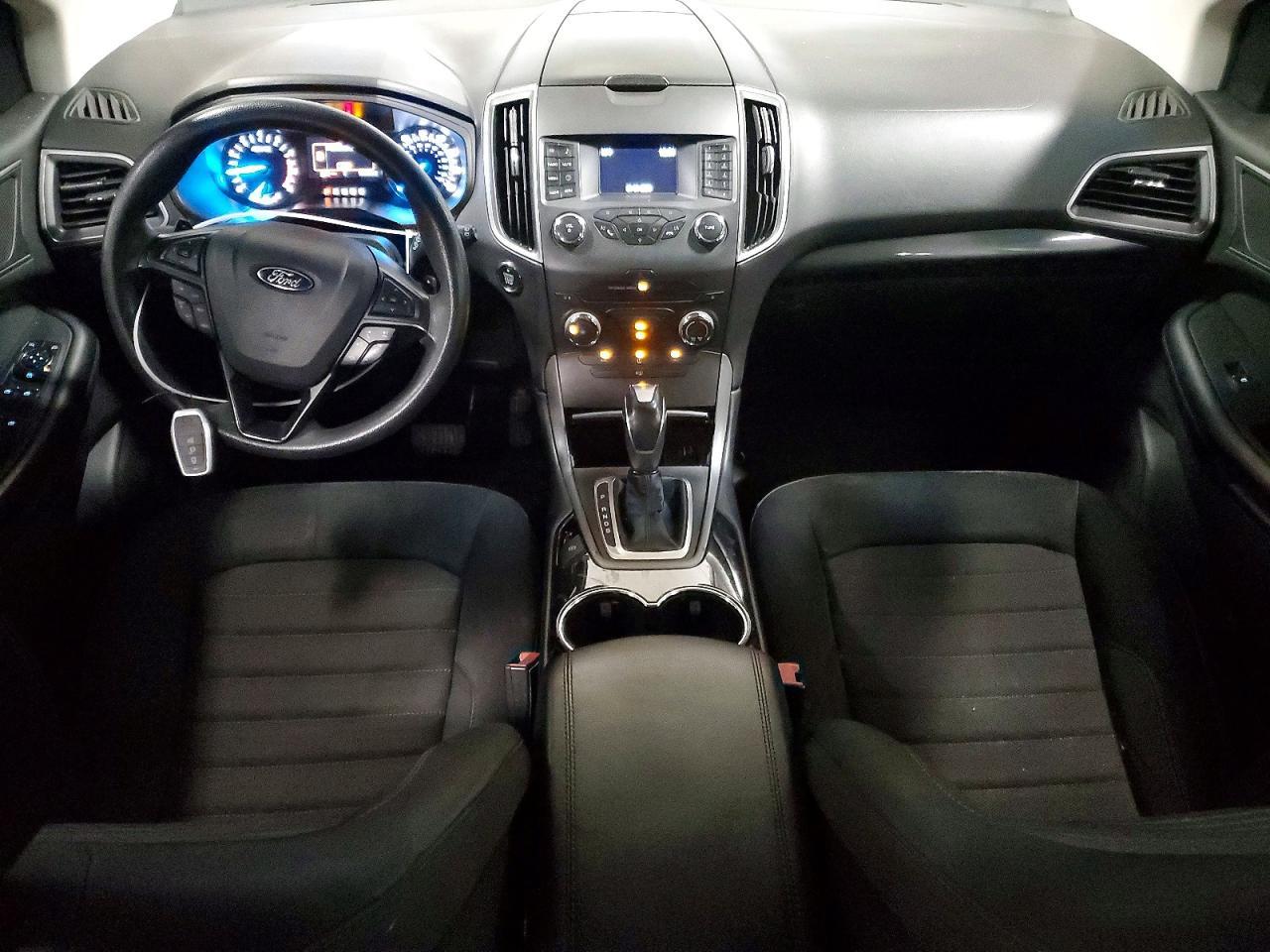 2016 Ford Edge se