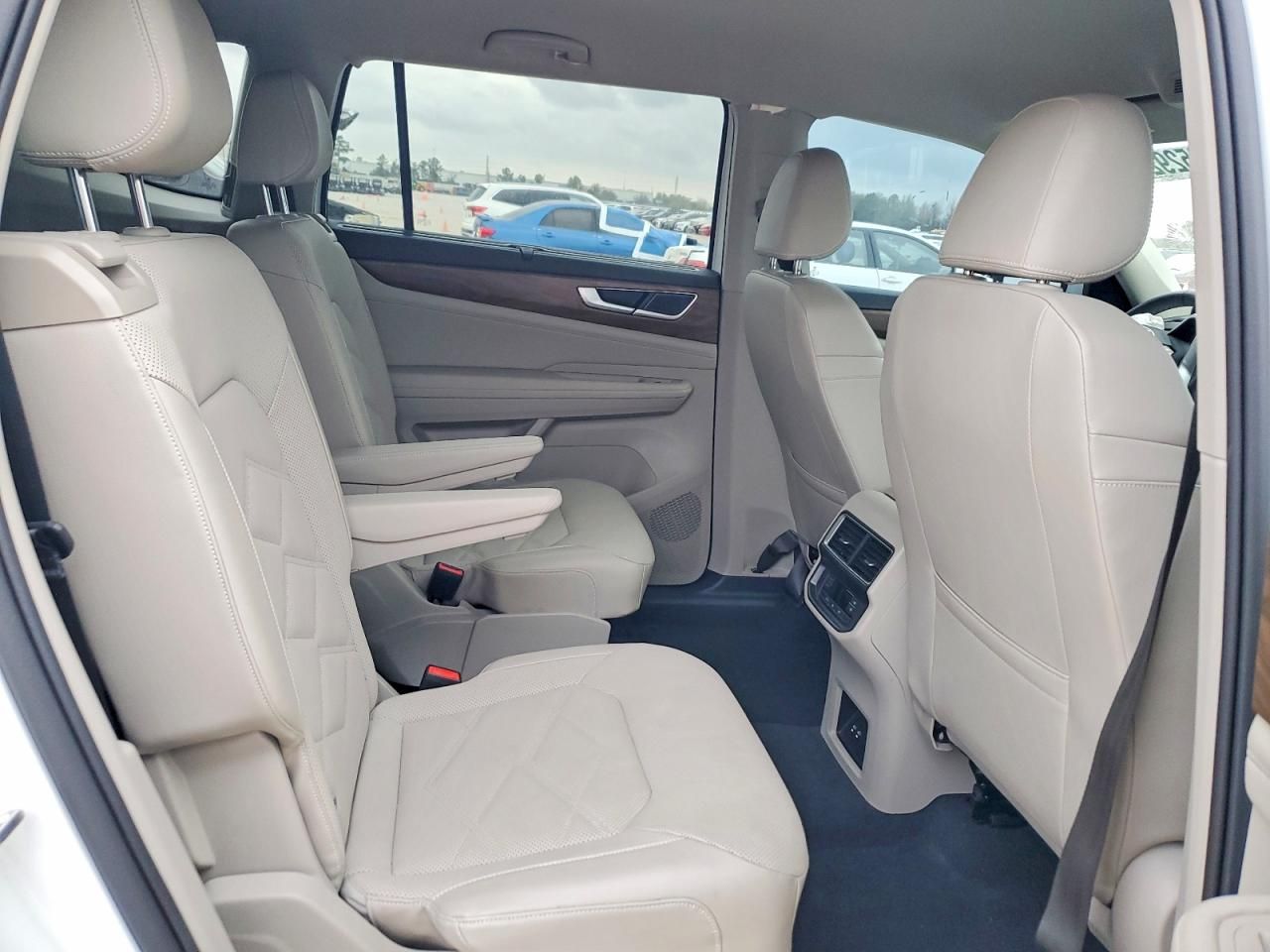 2024 Volkswagen Atlas se