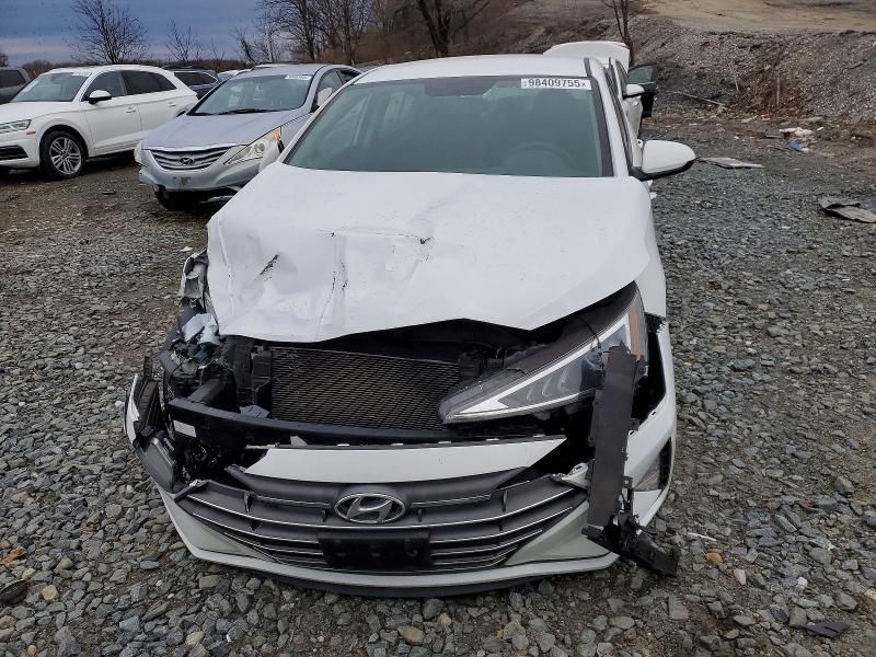 2019 Hyundai Elantra se