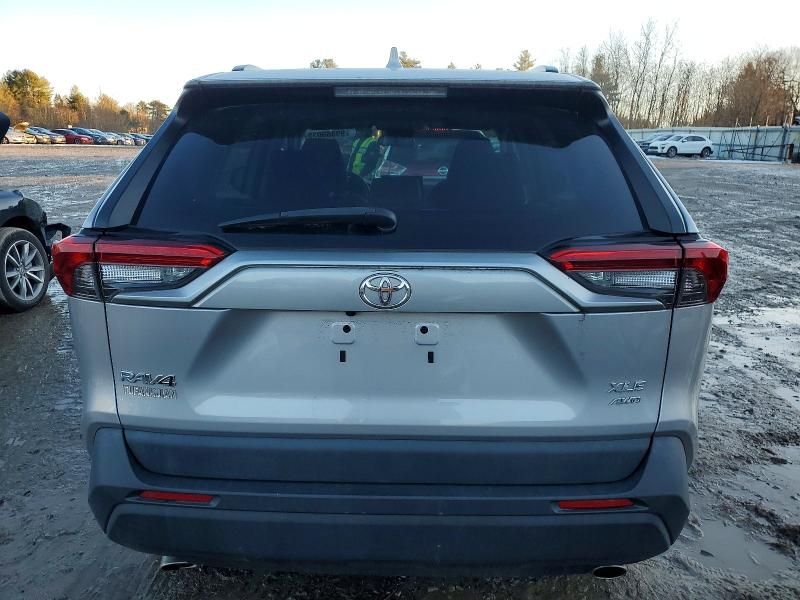 2022 Toyota Rav4 xle