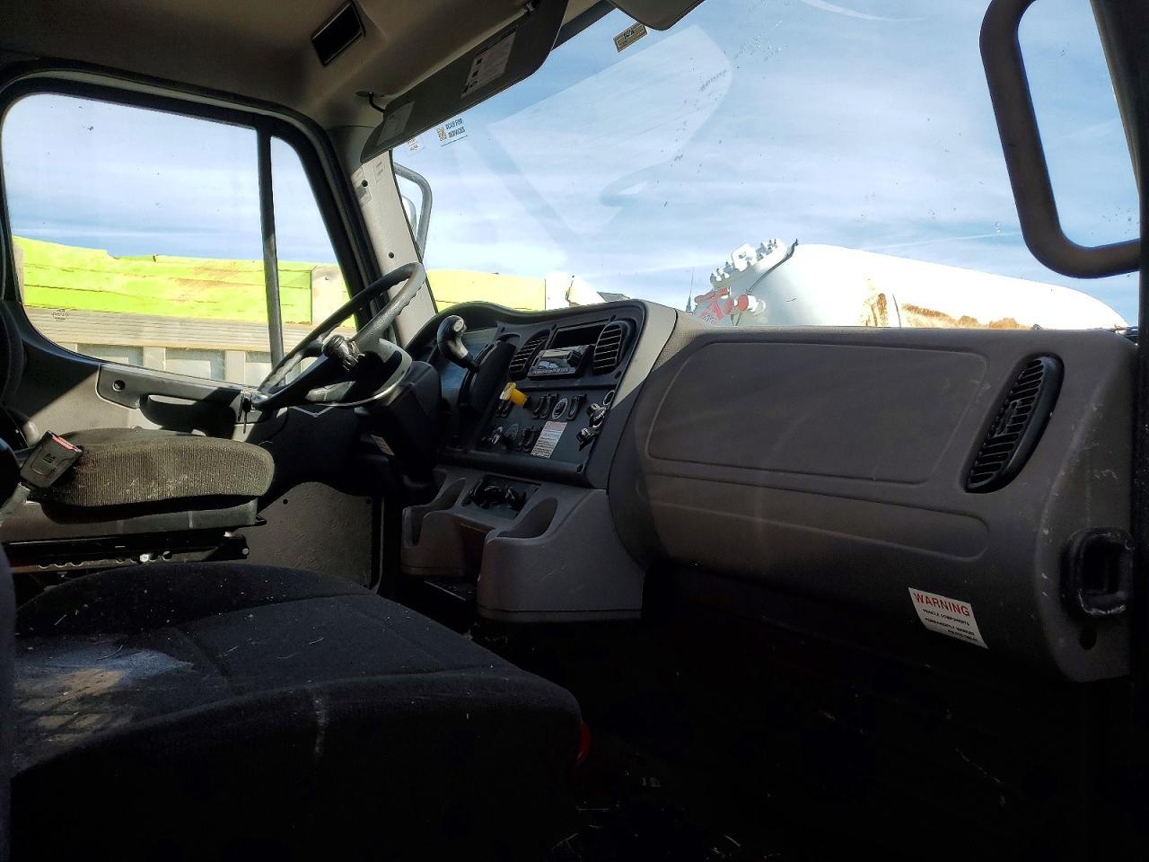 2023 Freightliner Business Class M2 Refrigerated BOX Truck