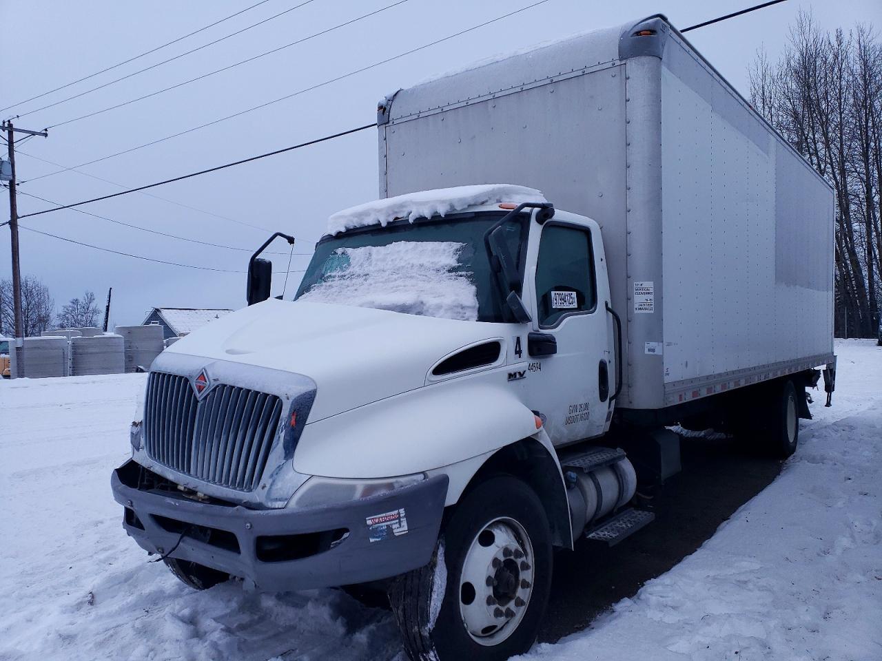 2020 International MV607 BOX Truck