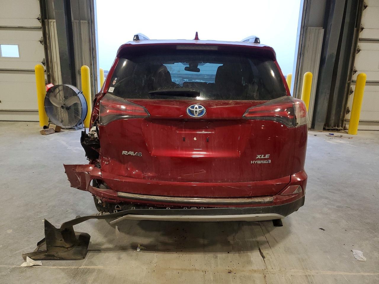 2018 Toyota Rav4 hv le