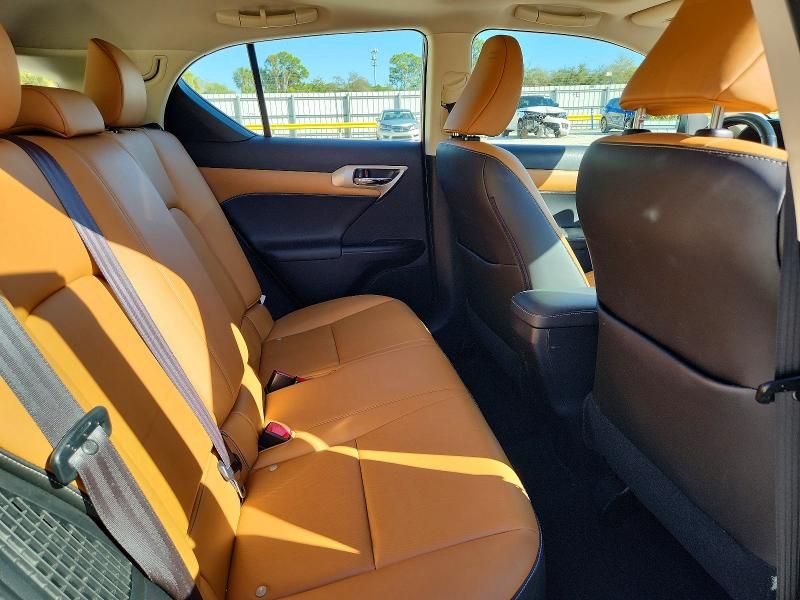 2015 Lexus Ct 200h Base