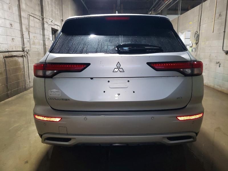 2023 Mitsubishi Outlander se