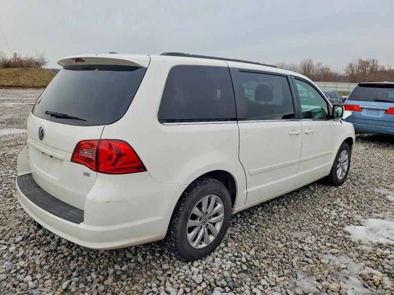2012 Volkswagen Routan se