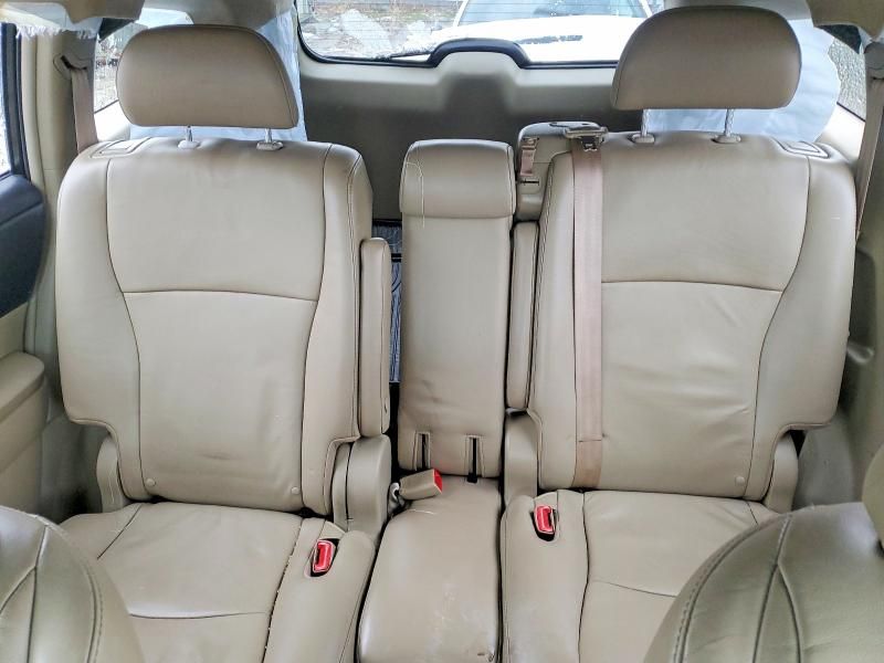 2012 Toyota Highlander Base