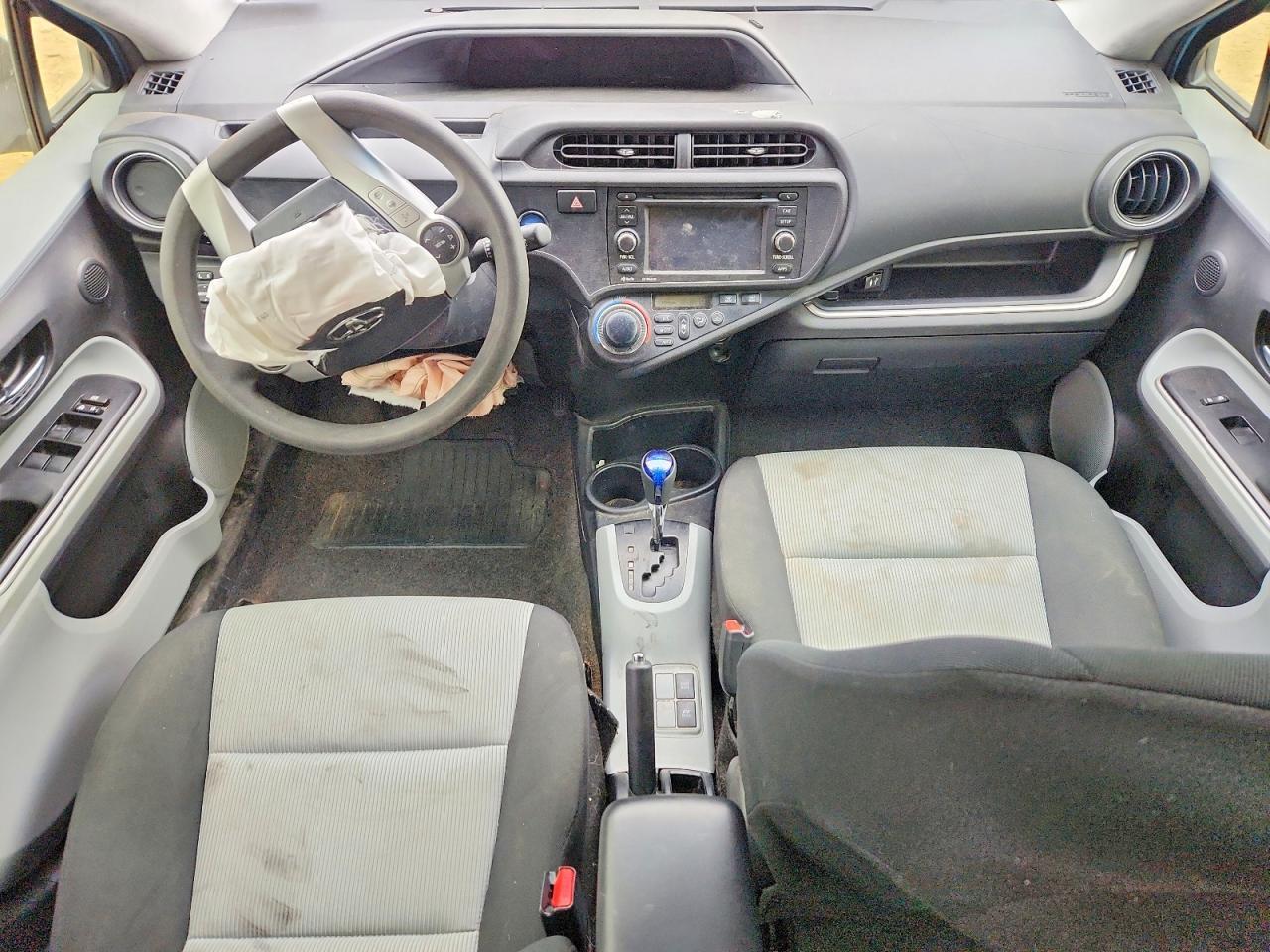 2014 Toyota Prius c