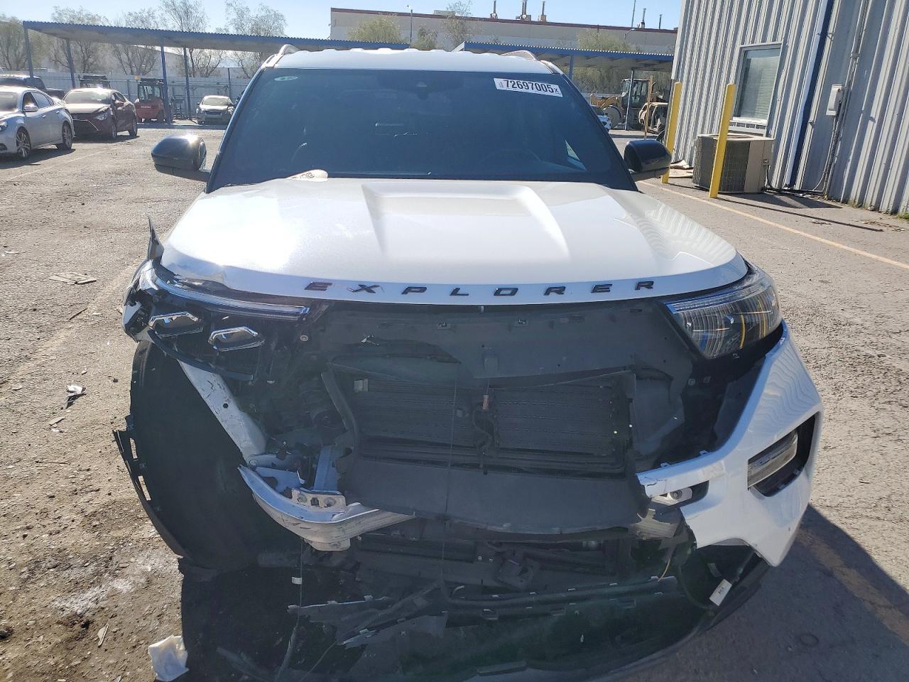 2023 Ford Explorer St-line