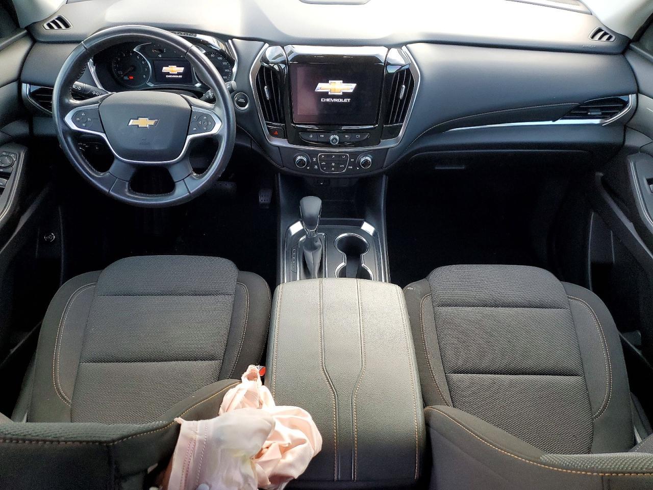 2021 Chevrolet Traverse lt