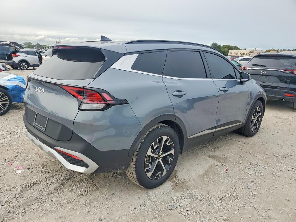 2025 KIA Sportage ex