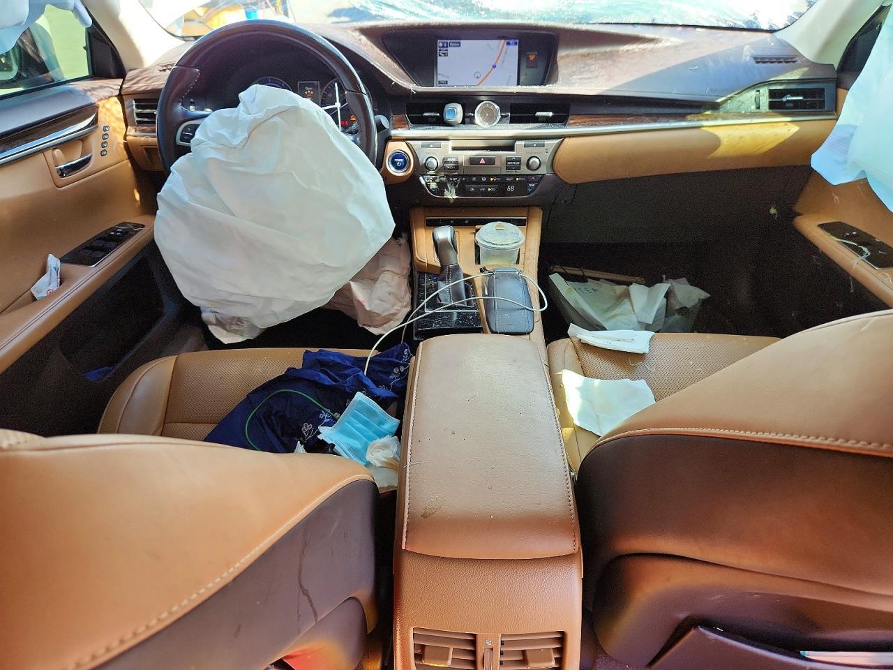 2016 Lexus Es 300h