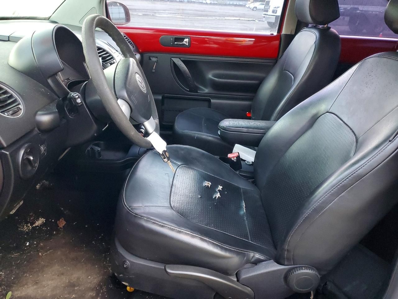 2010 Volkswagen New Beetle