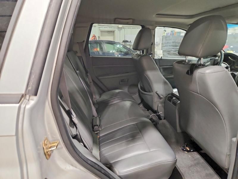 2006 Jeep Grand Cherokee Laredo