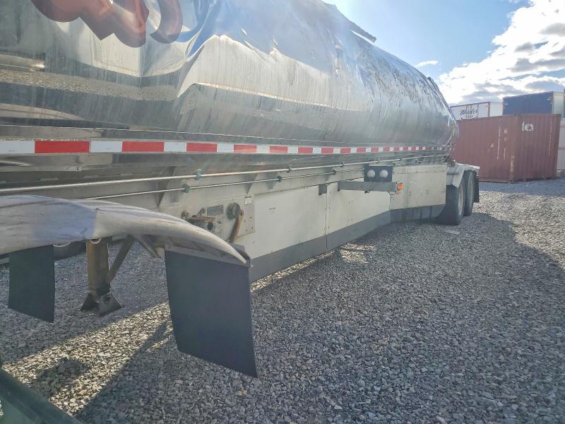 2016 Walker Tank Trailer