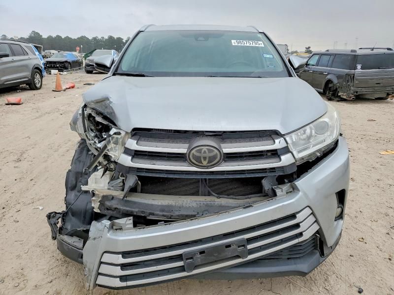 2018 Toyota Highlander xle