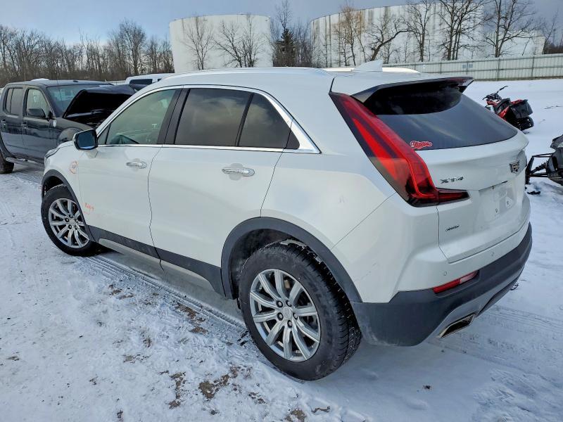 2022 Cadillac XT4 Premium Luxury