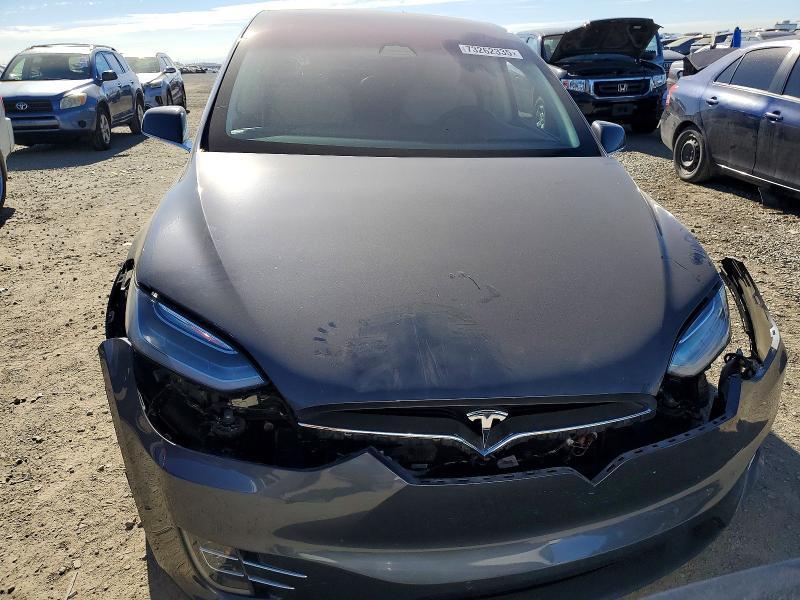 2017 Tesla Model x