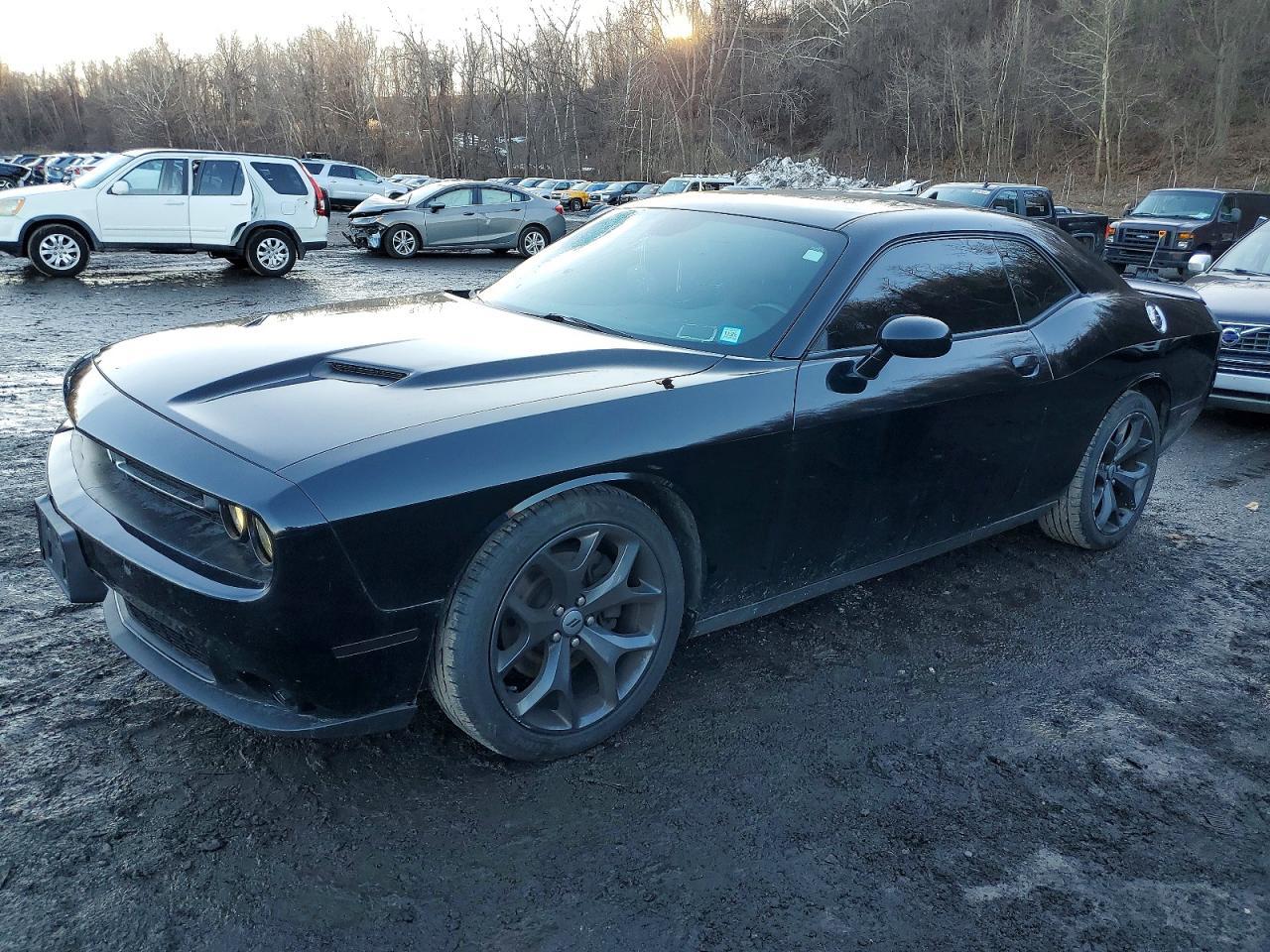 2017 Dodge Challenger sxt
