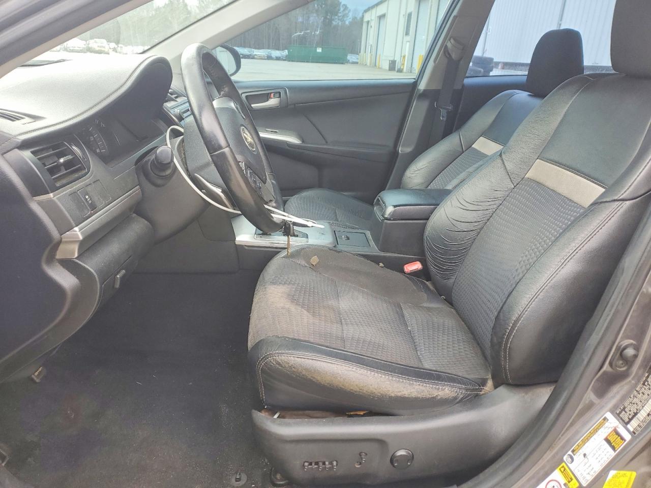 2014 Toyota Camry l