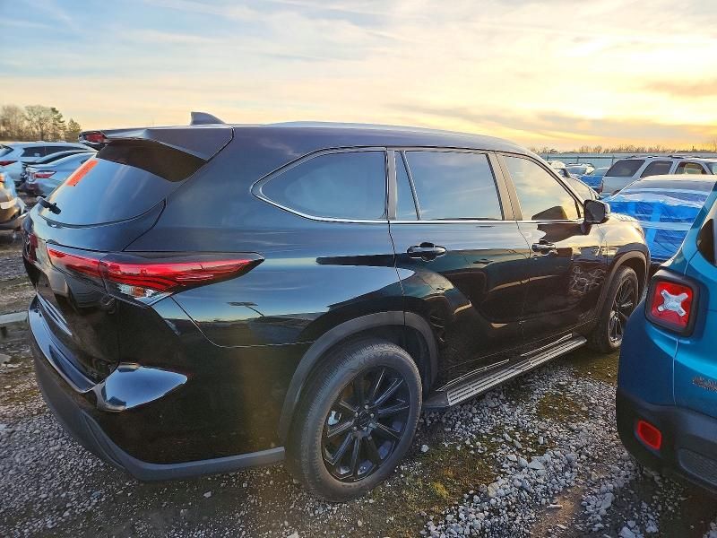 2023 Toyota Highlander l