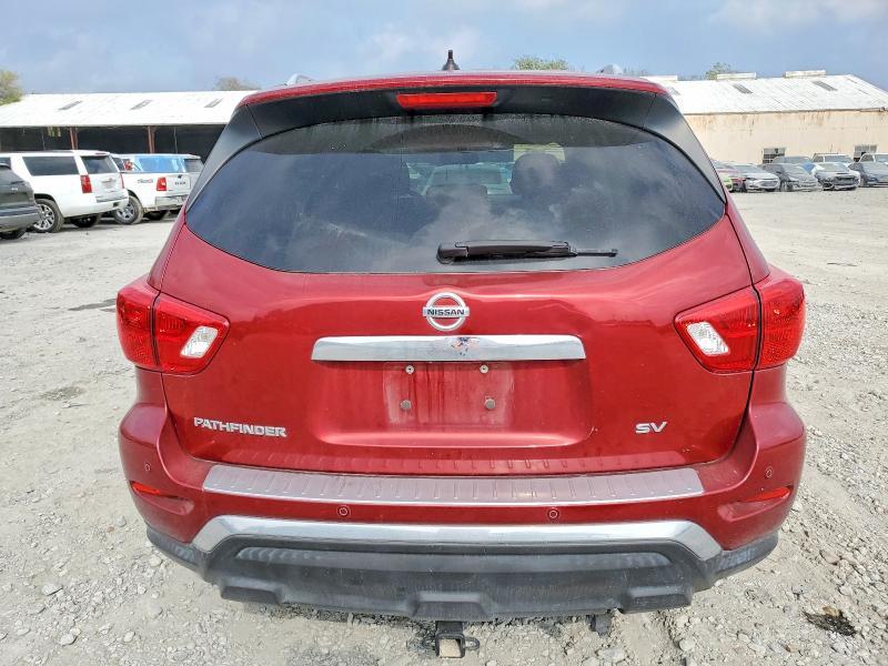 2018 Nissan Pathfinder s