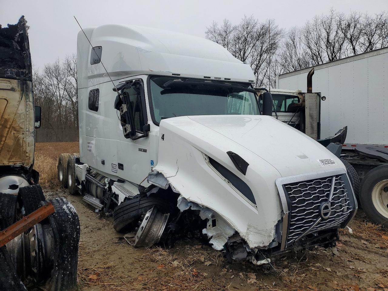 2022 Volvo VNL Semi Truck