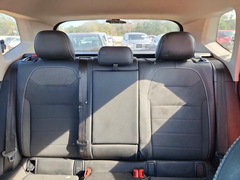 2022 Volkswagen Taos se