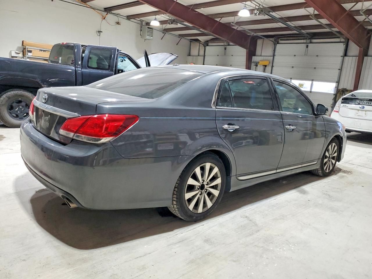 2011 Toyota Avalon Base