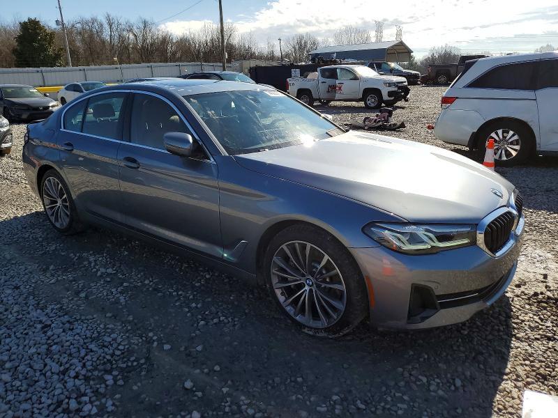2022 BMW 530 i