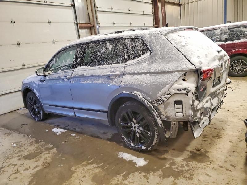 2022 Volkswagen Tiguan se R-line Black