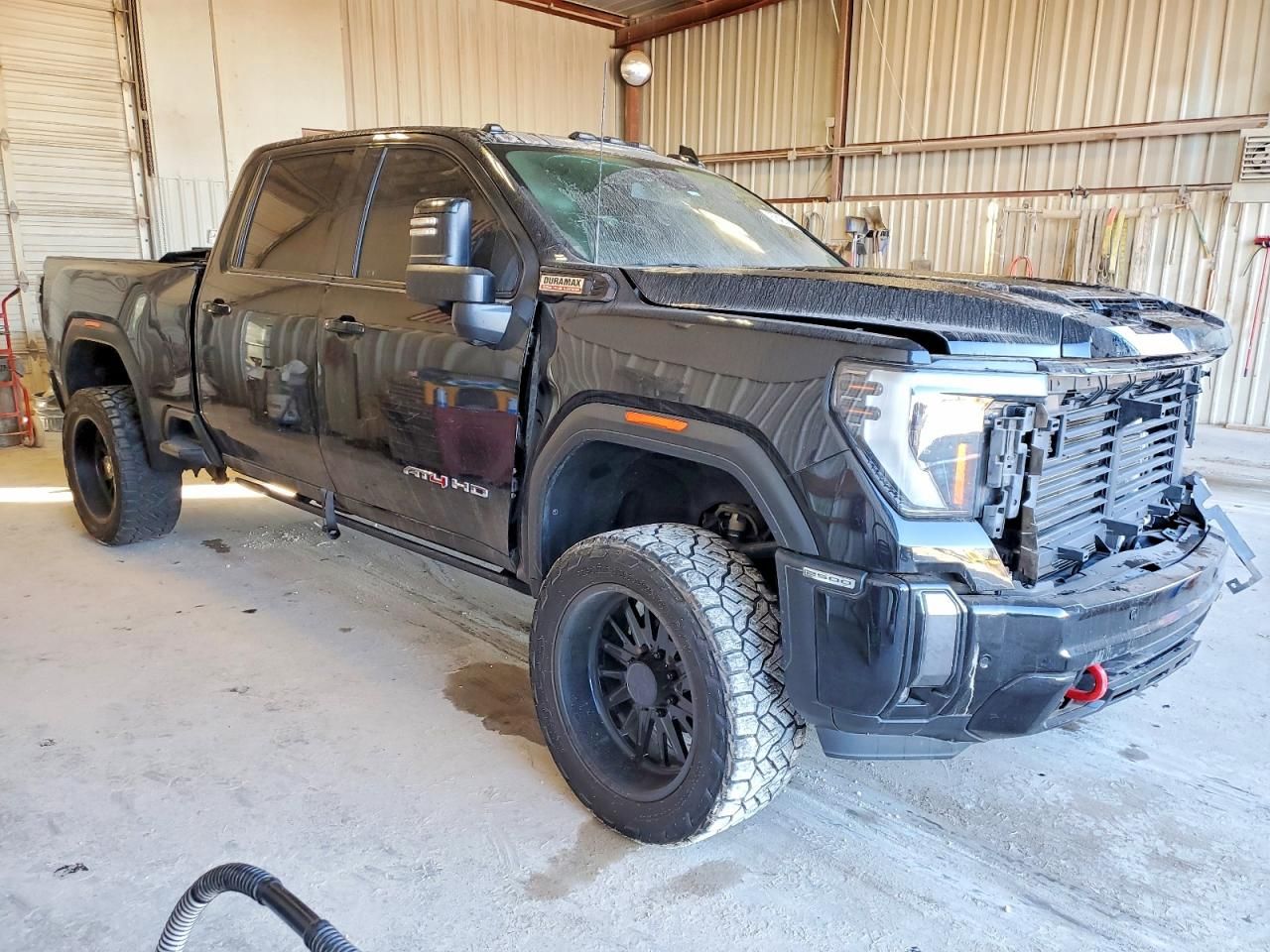 2024 GMC Sierra K2500 AT4