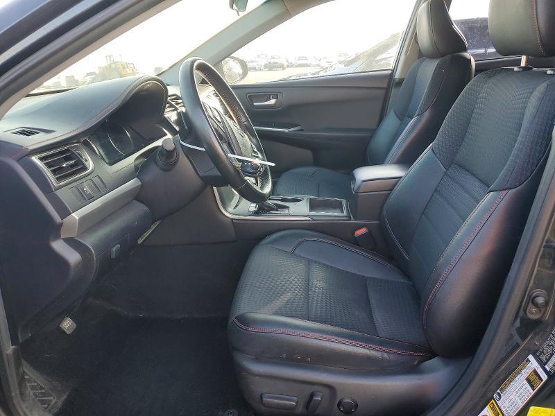 2015 Toyota Camry le
