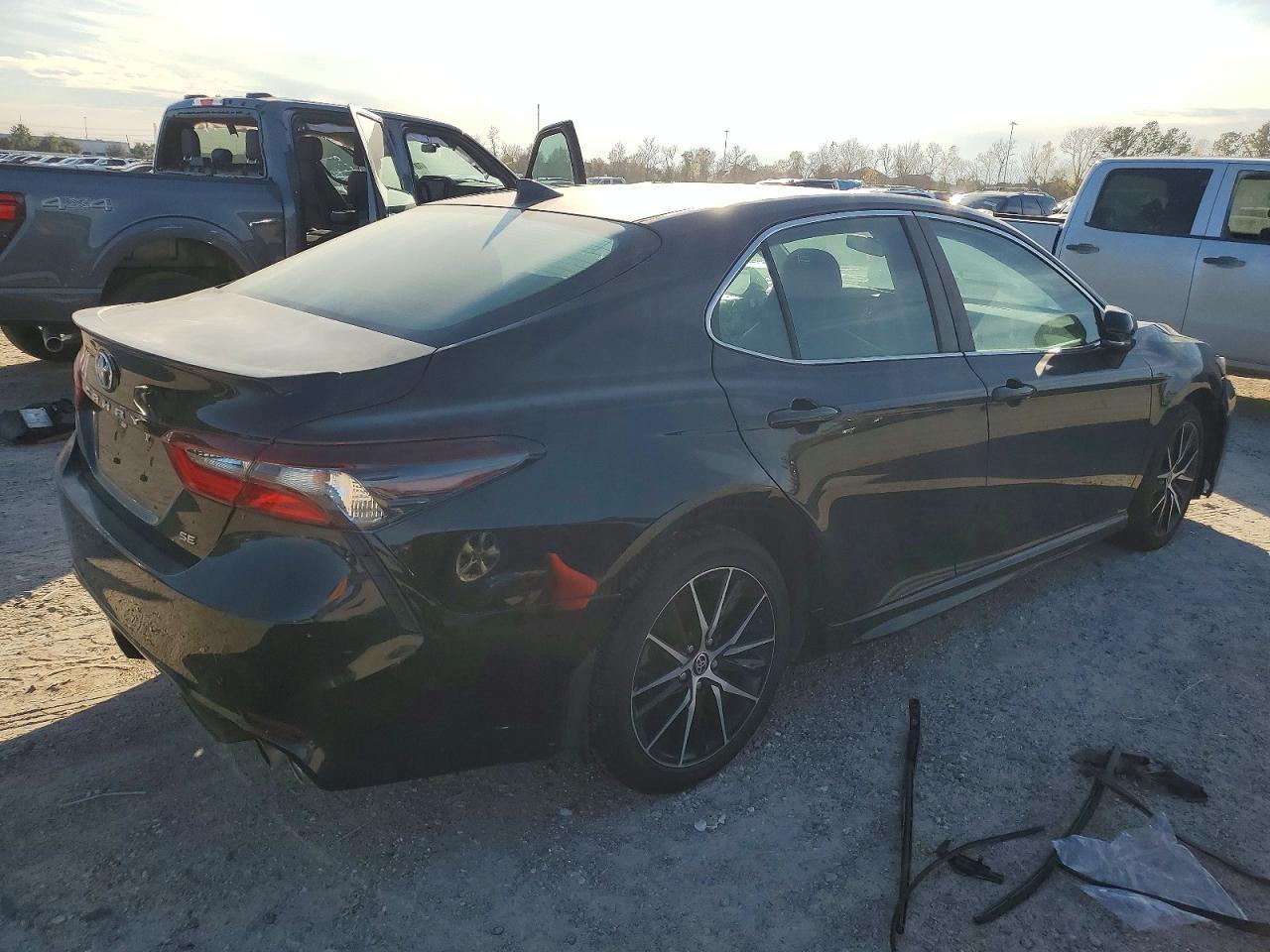 2023 Toyota Camry se Night Shade