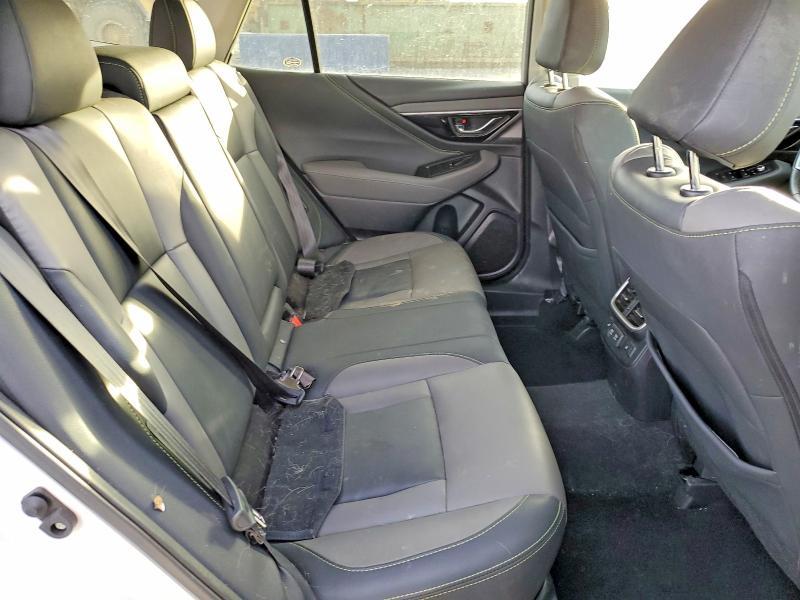 2022 Subaru Outback Onyx Edition xt